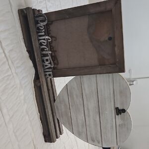 Wooden Heart and Frame Decor